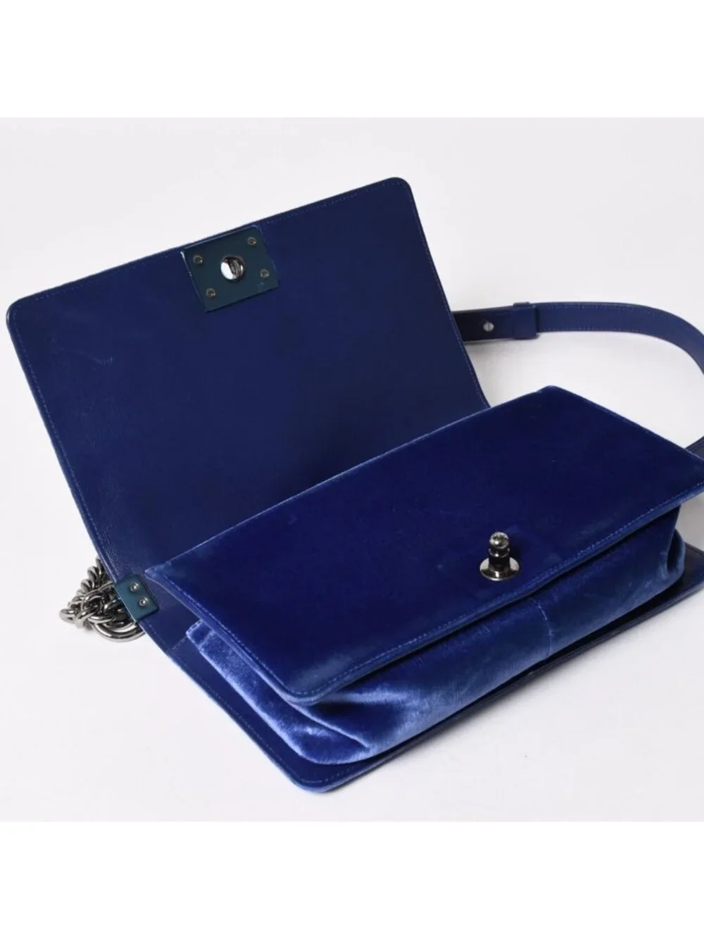 Chanel Boy Chain Shoulder Bag CC Logo Velvet Leather Blue